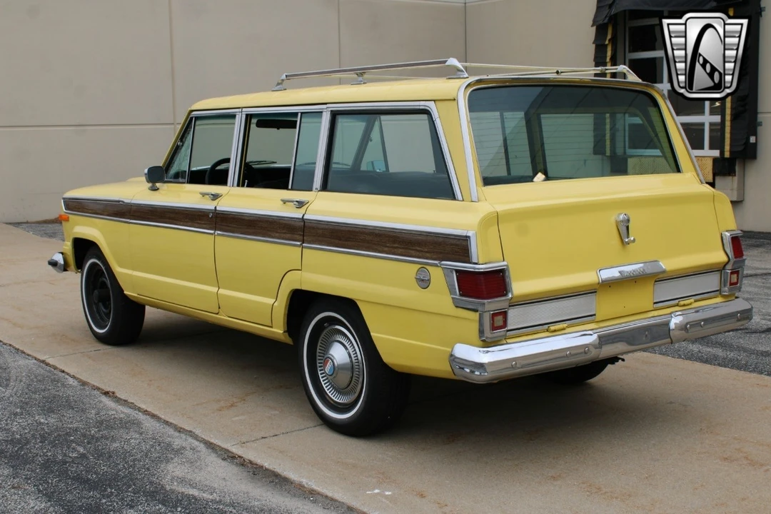 1976 Jeep SJ Wagoneer - Image 8 of 12