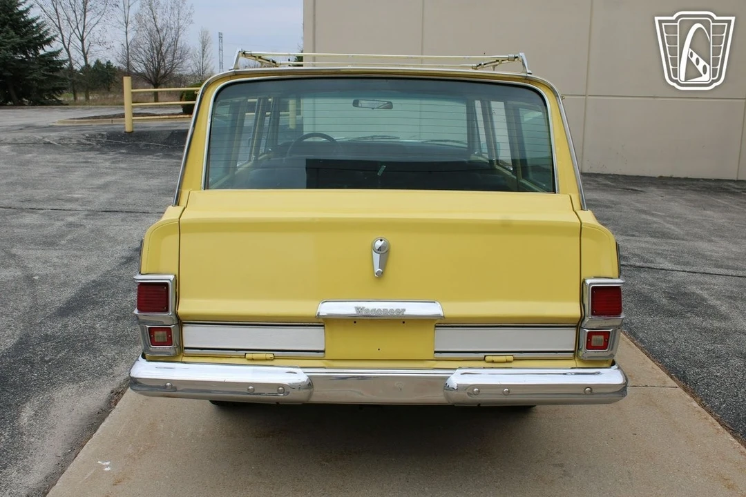 1976 Jeep SJ Wagoneer - Image 10 of 12
