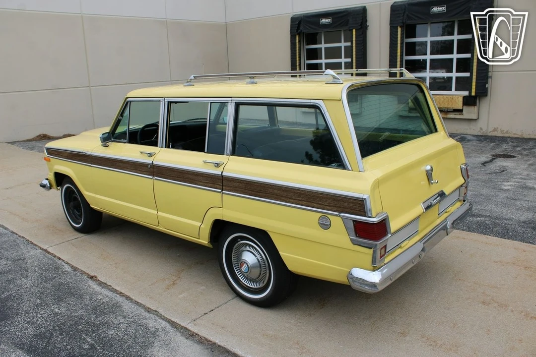 1976 Jeep SJ Wagoneer - Image 10 of 12