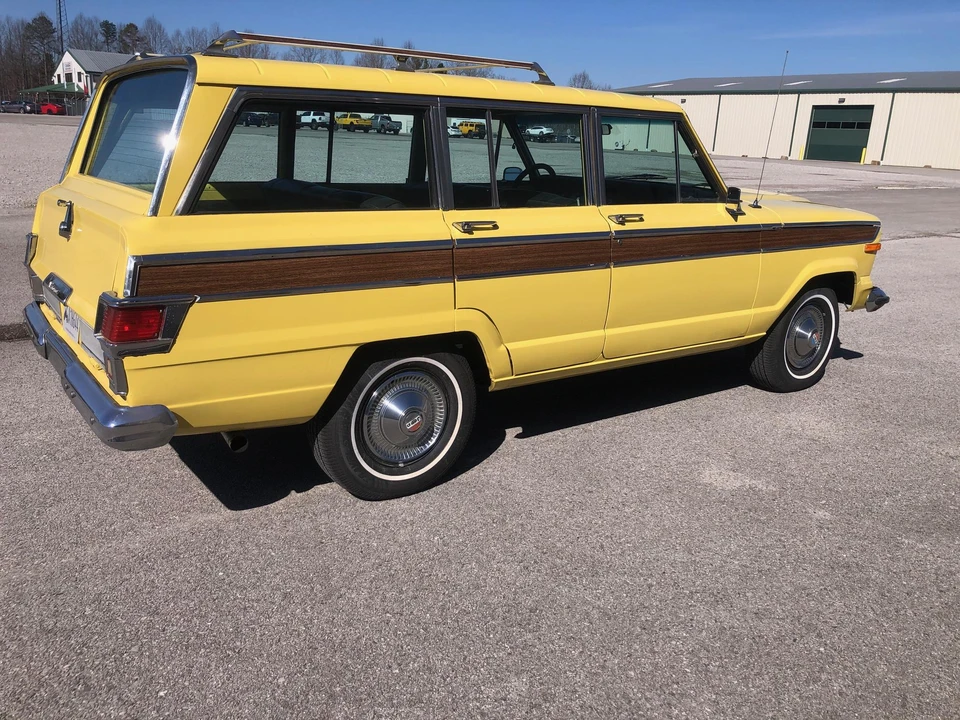 1976 Jeep SJ Wagoneer - Image 9 of 31