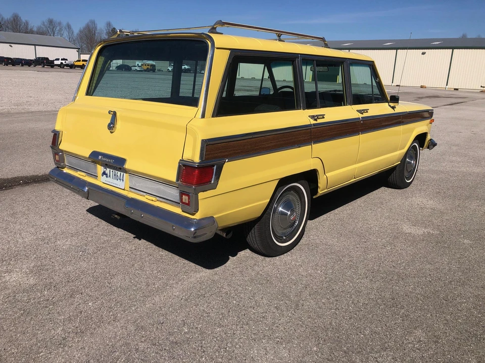 1976 Jeep SJ Wagoneer - Image 10 of 31
