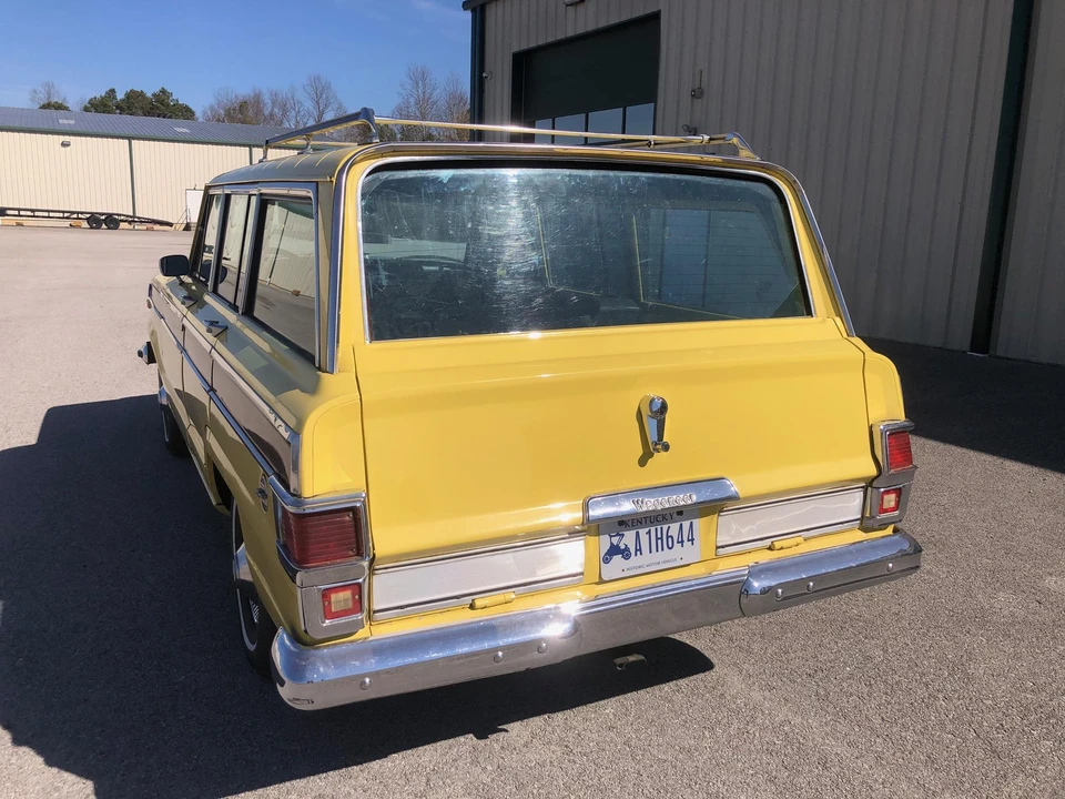 1976 Jeep SJ Wagoneer - Image 12 of 31
