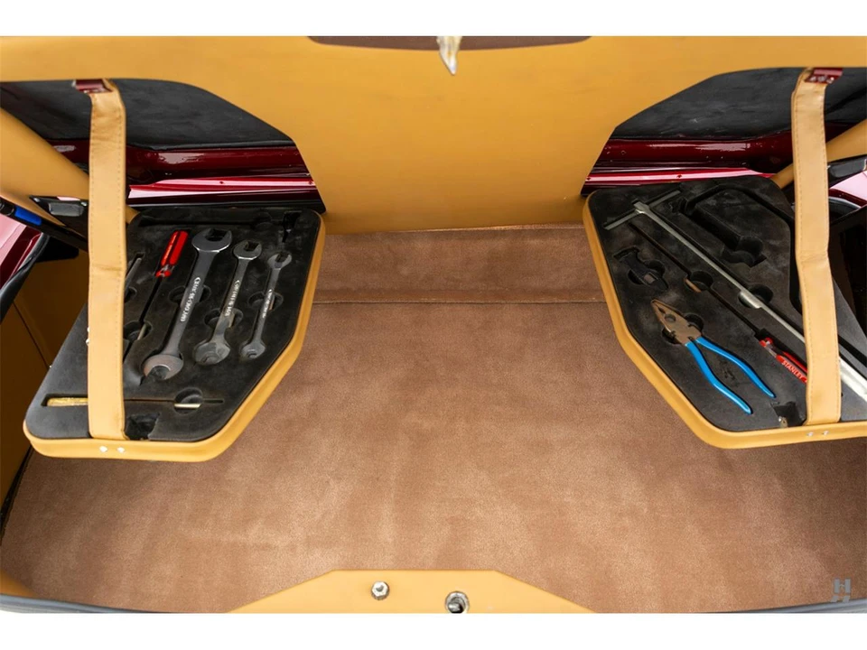 1976 Jensen Interceptor - Image 26 of 30