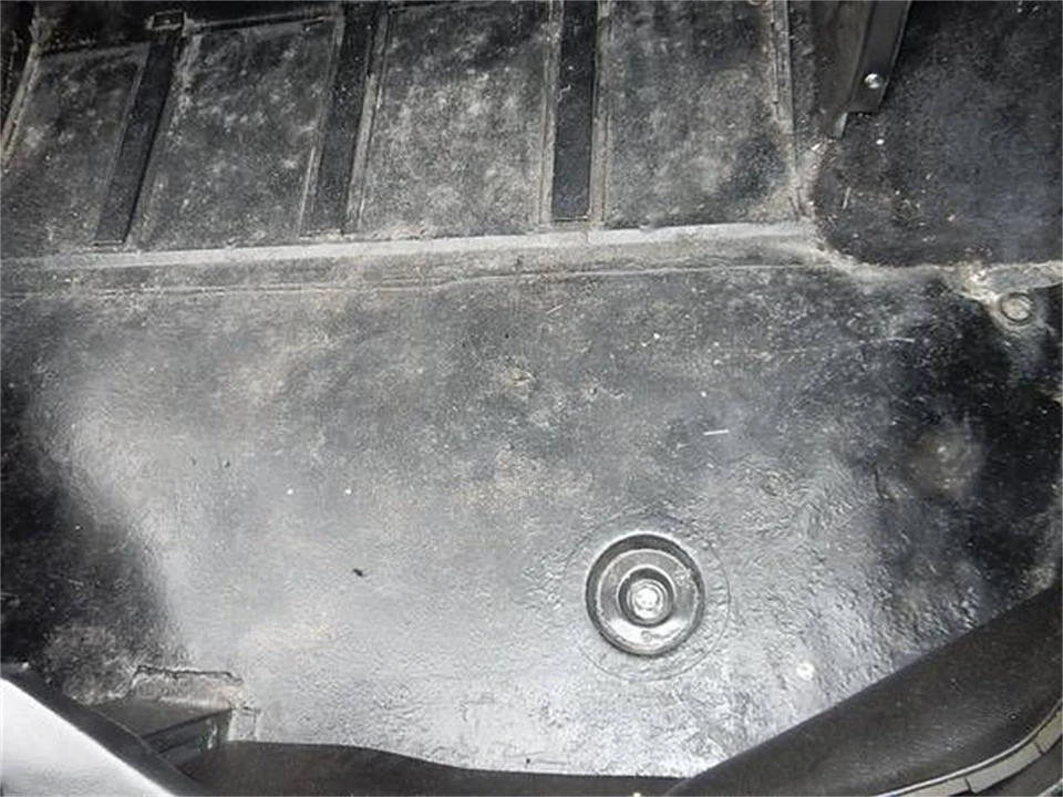 1976 Jensen Interceptor - Image 18 of 21