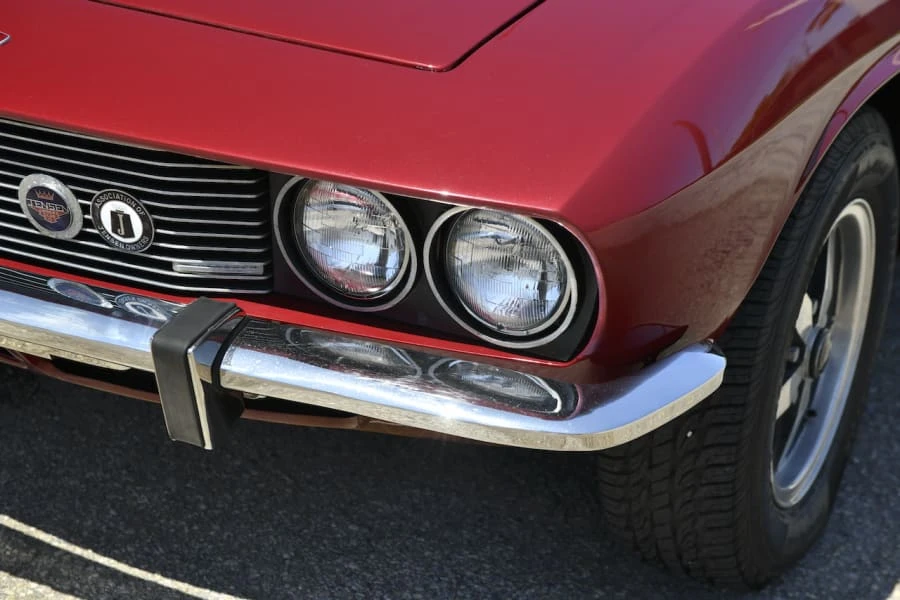 1976 Jensen Interceptor - Image 11 of 31