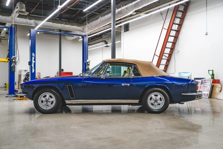 1976 Jensen Interceptor - Image 9 of 31