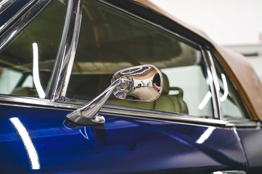 1976 Jensen Interceptor - Image 15 of 31