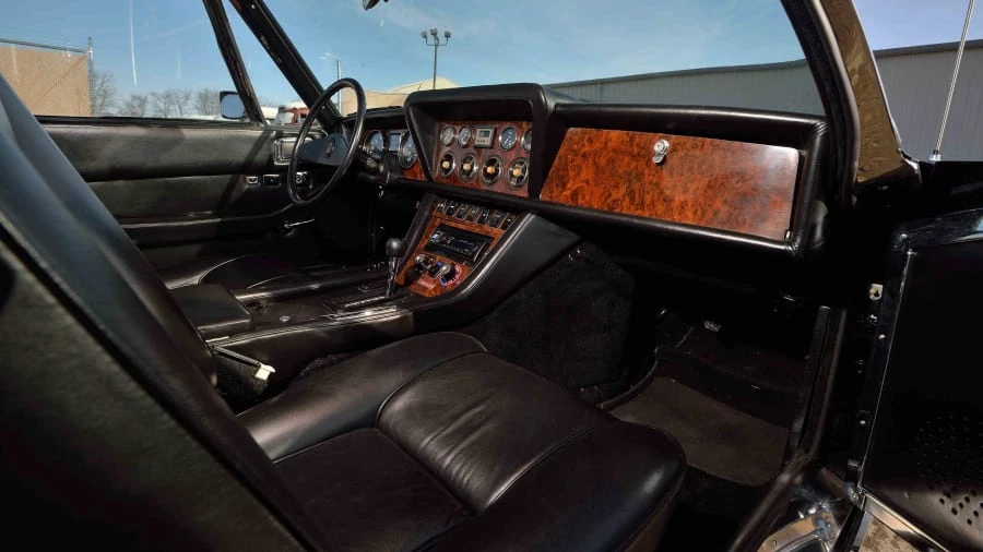 1976 Jensen Interceptor - Image 5 of 12