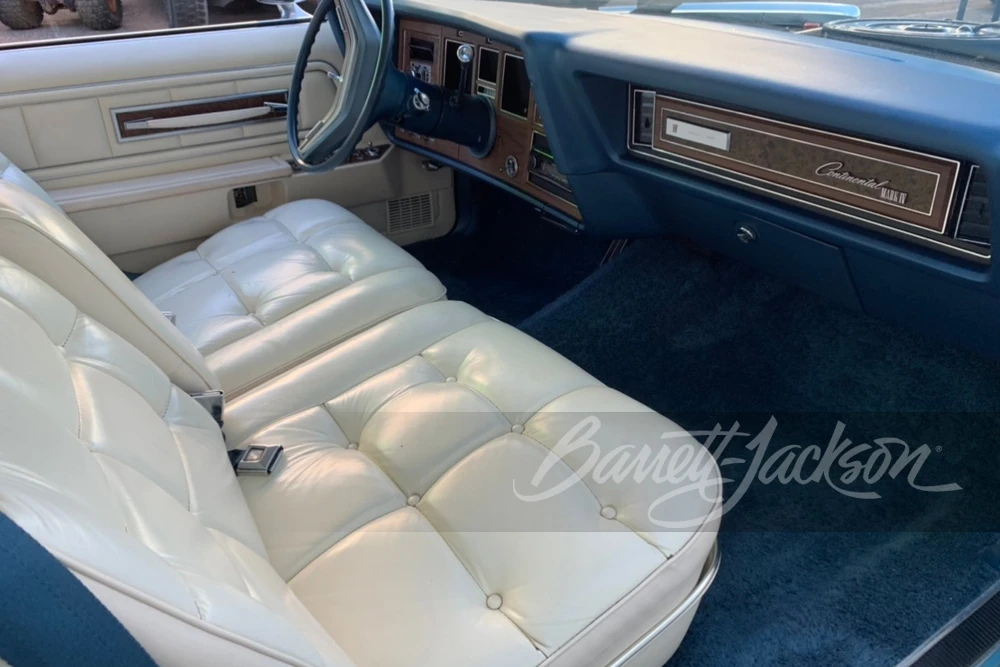 1976 Lincoln Continental Mark IV - Image 10 of 11