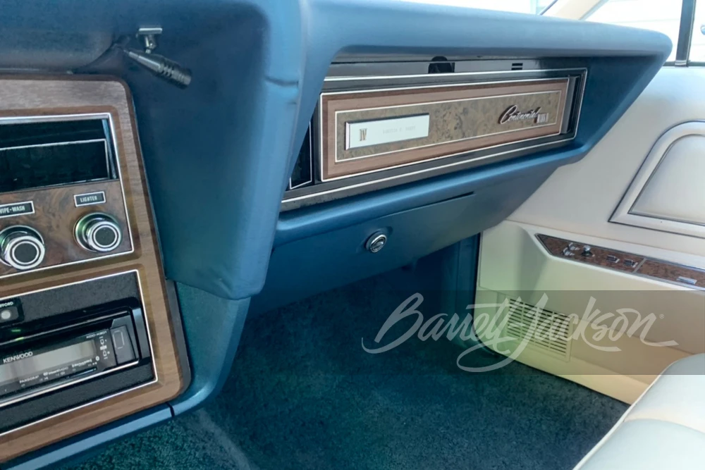 1976 Lincoln Continental Mark IV - Image 7 of 11