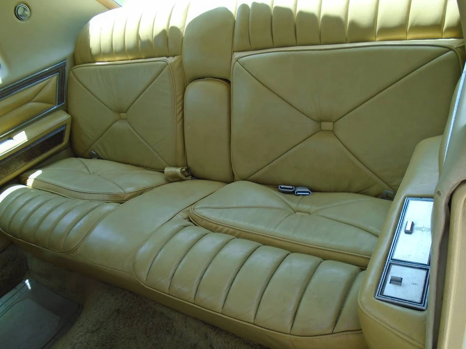 1976 Lincoln Continental 5th Gen - Image 15 of 24