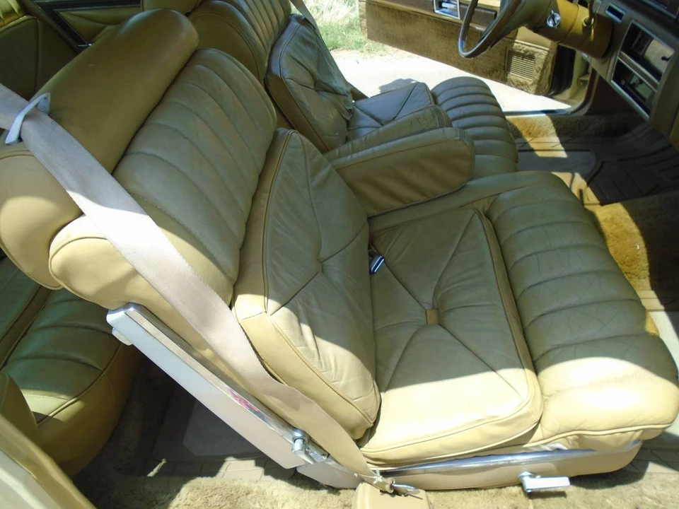1976 Lincoln Continental 5th Gen - Image 17 of 24