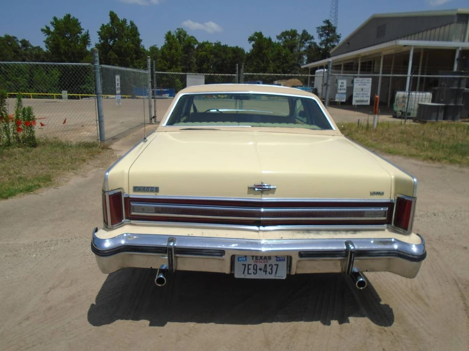 1976 Lincoln Continental 5th Gen - Image 4 of 24
