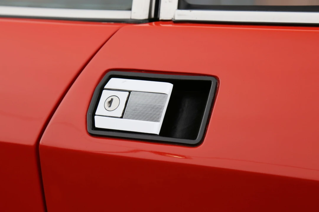 1976 Lamborghini Urraco P300 - Image 28 of 31