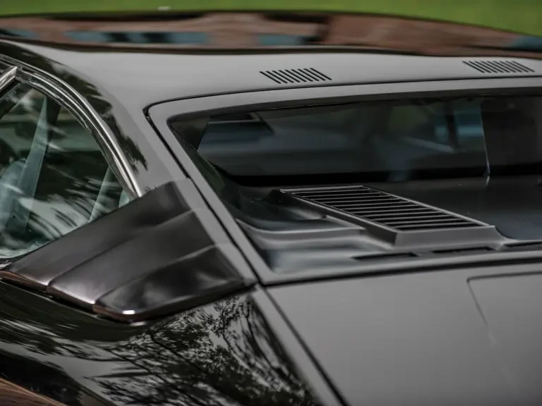 1976 Lamborghini Urraco P300 - Image 10 of 14