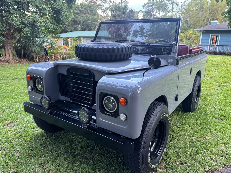 1976 Land Rover Series III 88 - Image 14 of 31