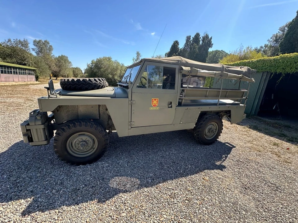 1976 Land Rover Series III 109 - Image 17 of 30