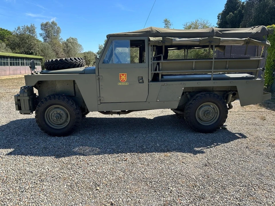 1976 Land Rover Series III 109 - Image 8 of 30