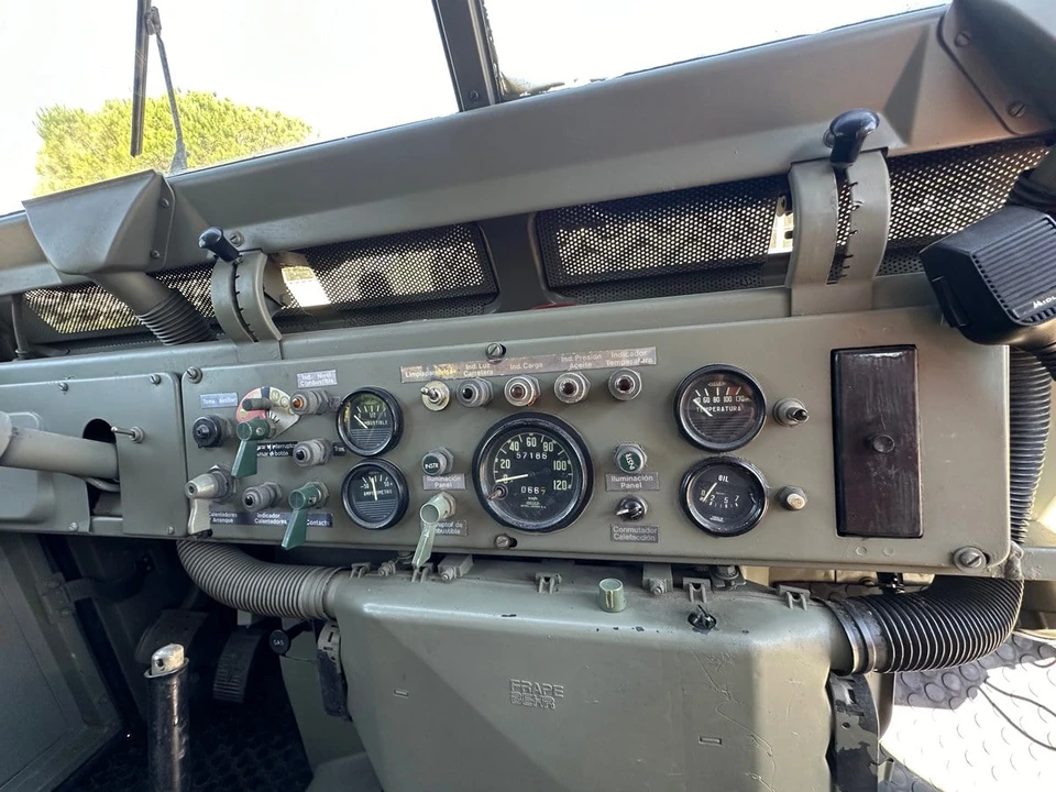 1976 Land Rover Series III 109 - Image 25 of 30