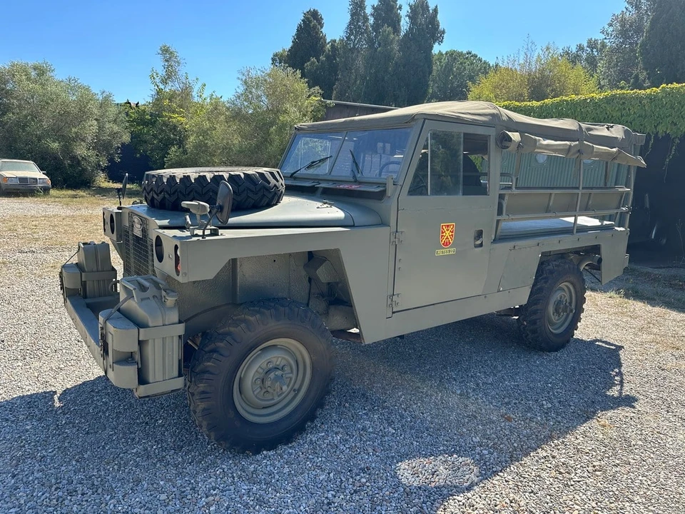 1976 Land Rover Series III 109 - Image 6 of 30