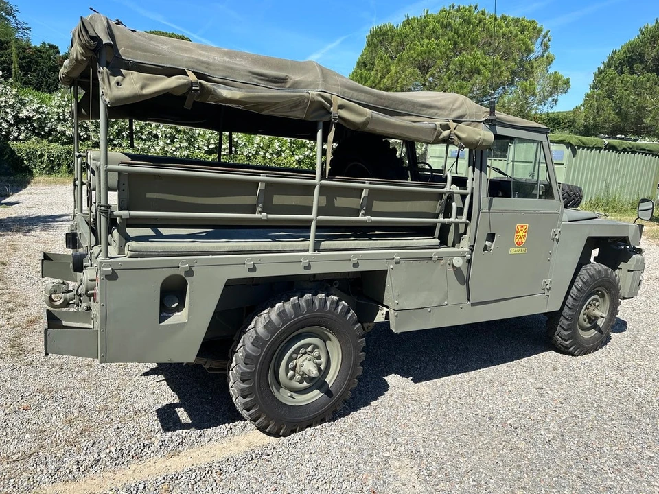 1976 Land Rover Series III 109 - Image 13 of 30