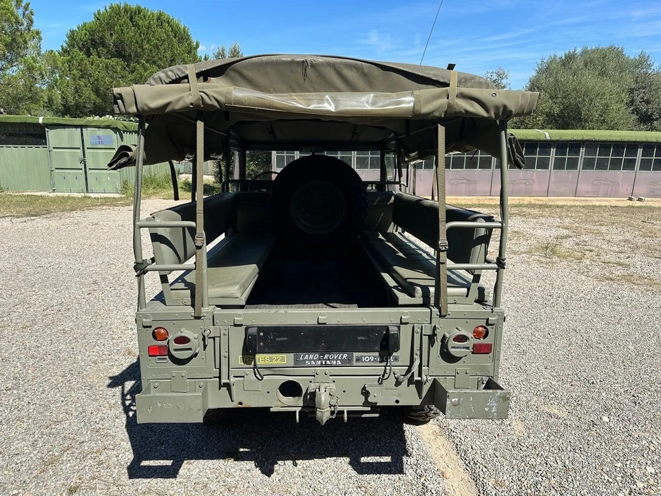 1976 Land Rover Series III 109 - Image 11 of 30