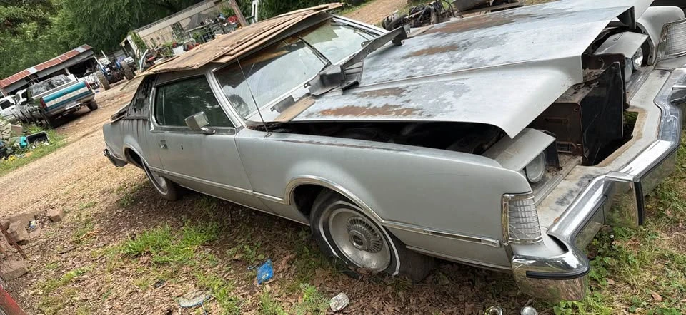 1976 Lincoln Continental 5th Gen - Image 3 of 4