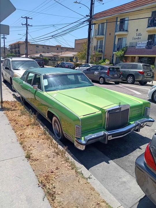 1976 Lincoln Continental 5th Gen - Image 11 of 20