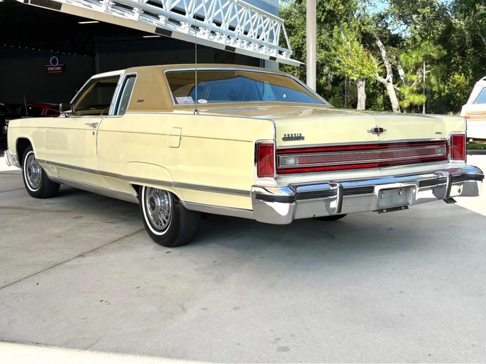 1976 Lincoln Continental 5th Gen - Image 11 of 31