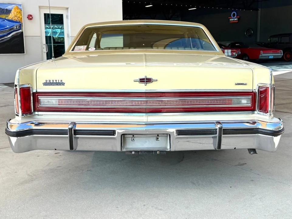 1976 Lincoln Continental 5th Gen - Image 7 of 21