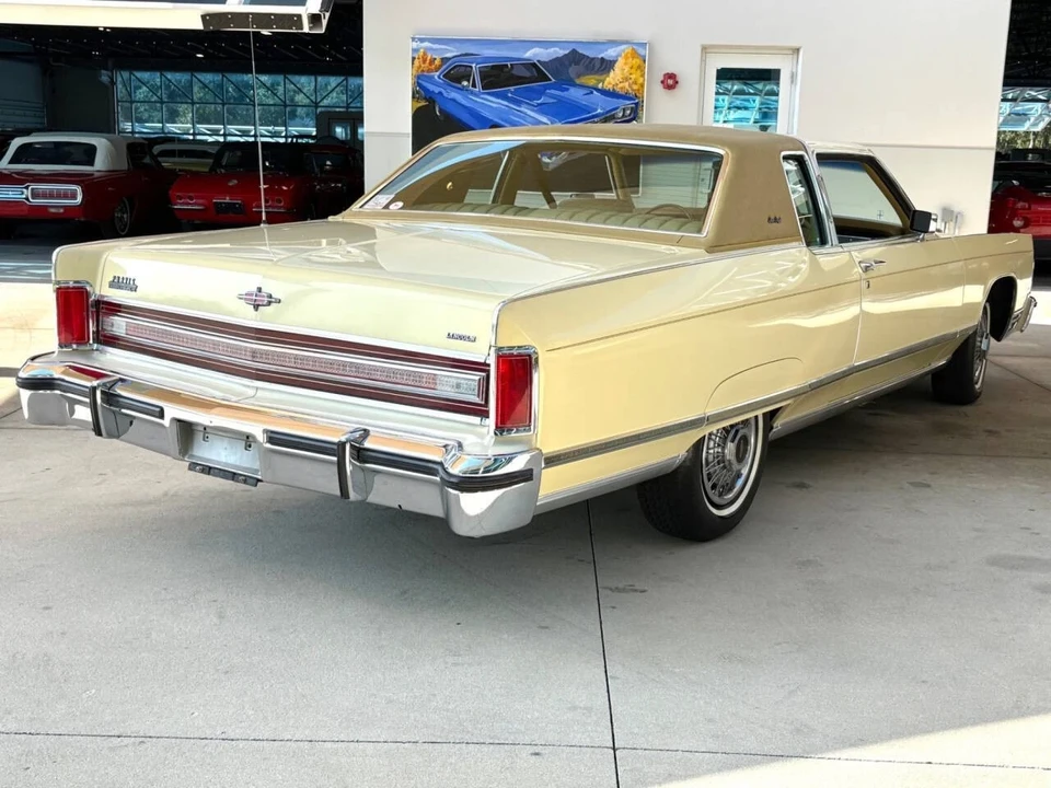 1976 Lincoln Continental 5th Gen - Image 6 of 21
