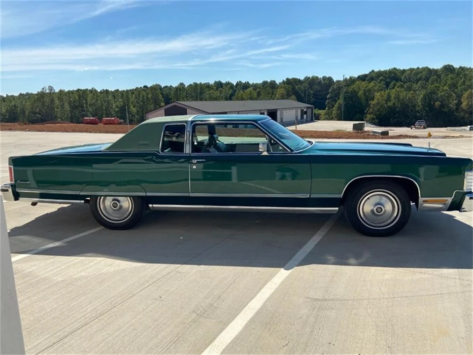1976 Lincoln Continental 5th Gen - Image 18 of 31