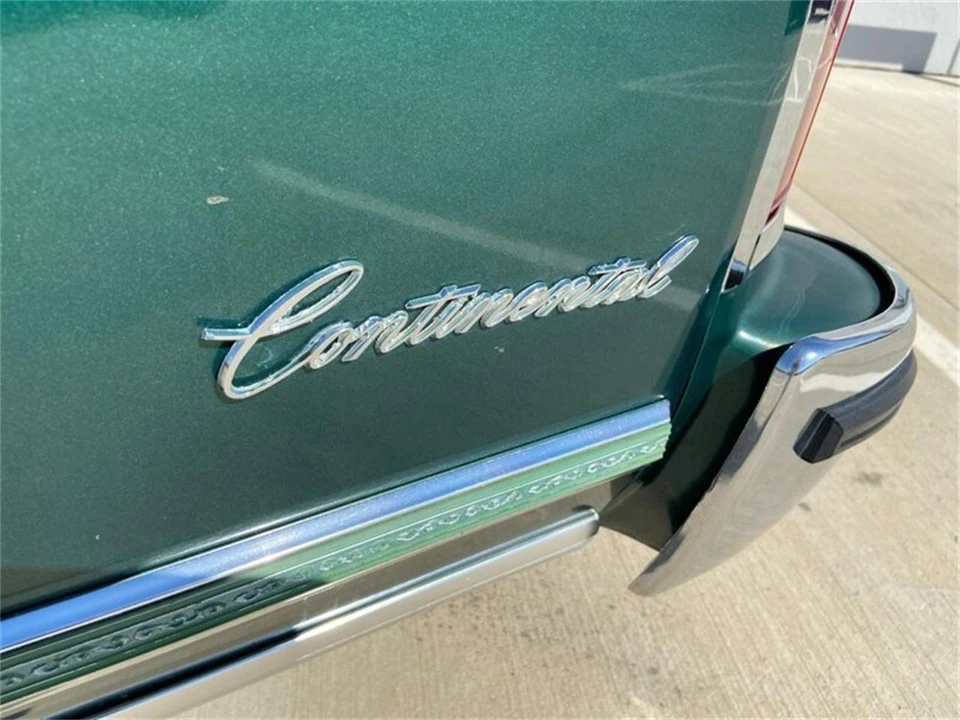 1976 Lincoln Continental 5th Gen - Image 14 of 31