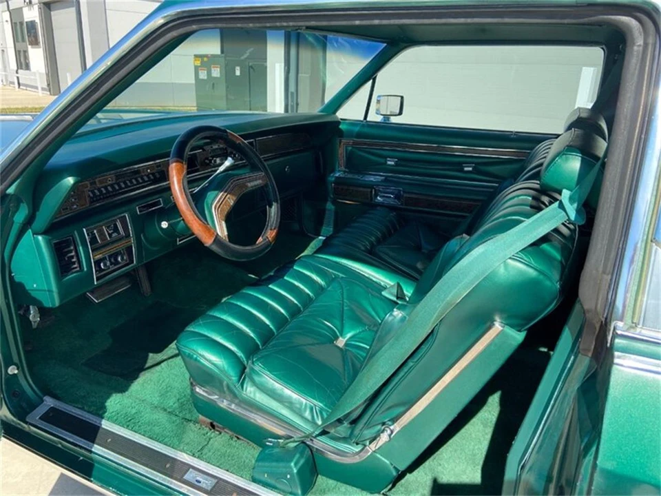 1976 Lincoln Continental 5th Gen - Image 7 of 31