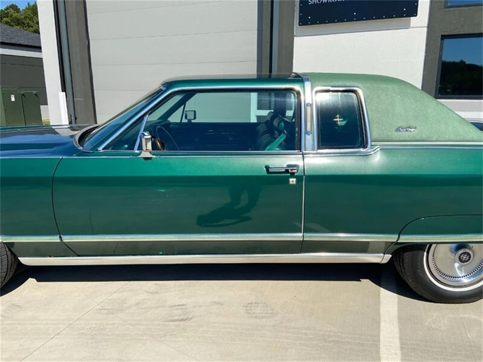 1976 Lincoln Continental 5th Gen - Image 12 of 31