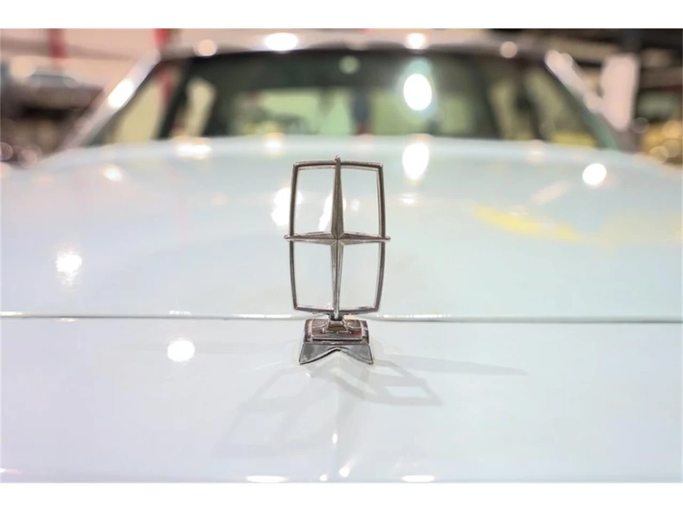 1976 Lincoln Continental 5th Gen - Image 21 of 31