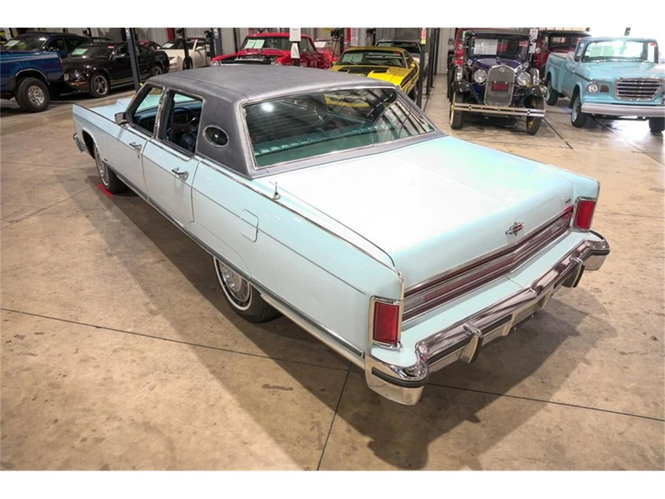 1976 Lincoln Continental 5th Gen - Image 16 of 31