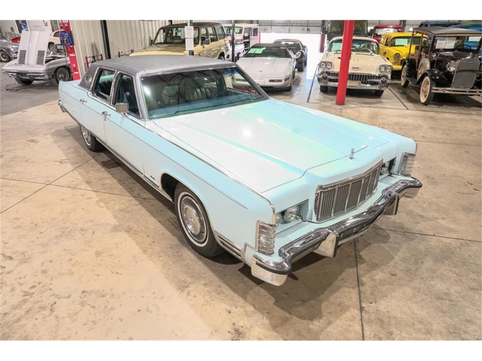 1976 Lincoln Continental 5th Gen - Image 14 of 31
