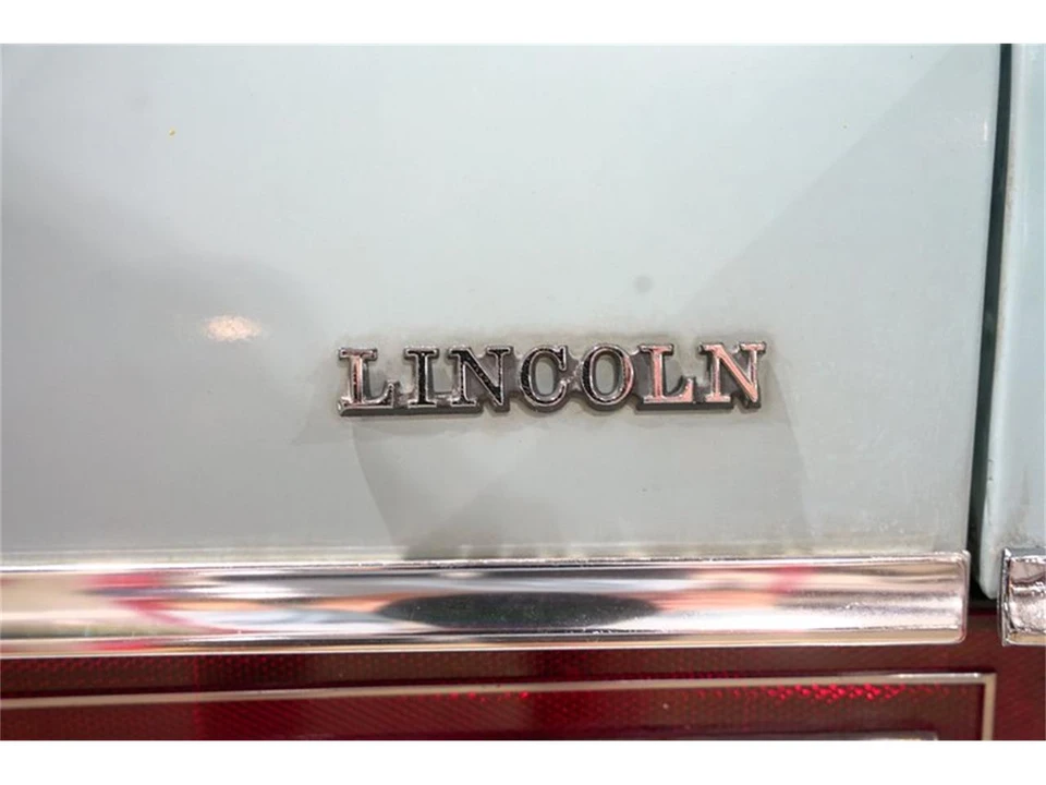 1976 Lincoln Continental 5th Gen - Image 25 of 31