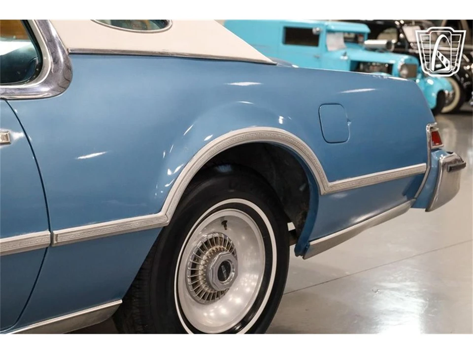 1976 Lincoln Continental 5th Gen - Image 18 of 31