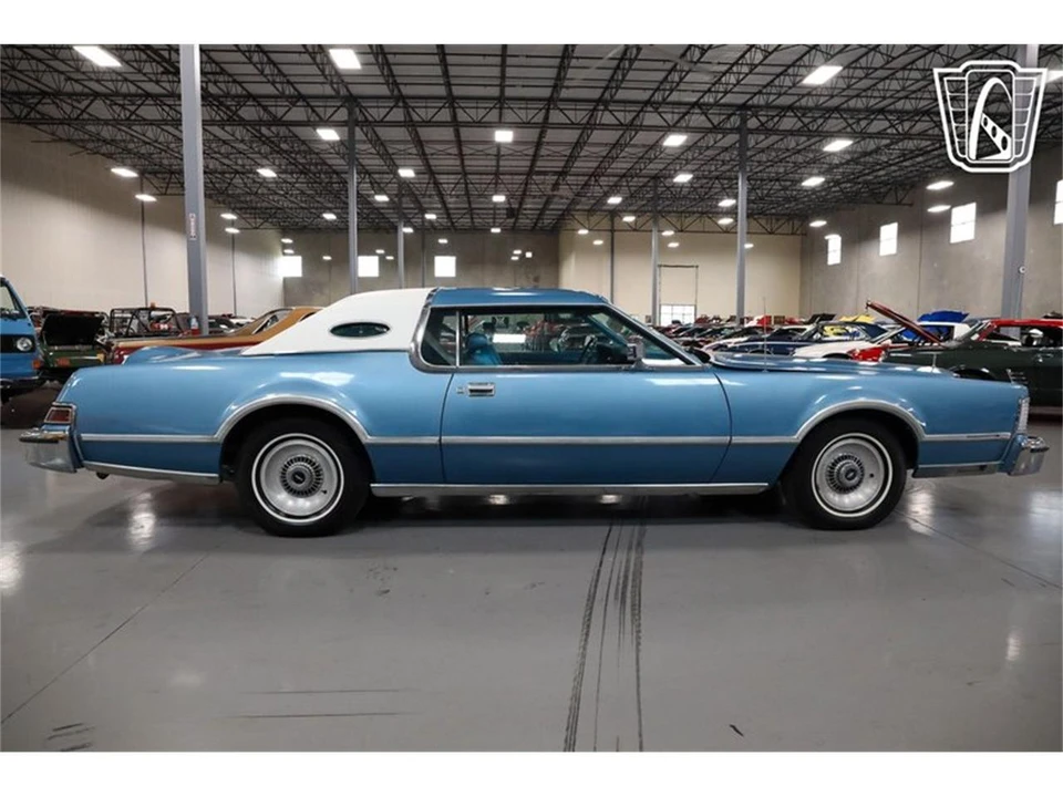 1976 Lincoln Continental 5th Gen - Image 30 of 31