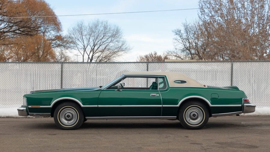1976 Lincoln Continental 5th Gen - Image 2 of 12