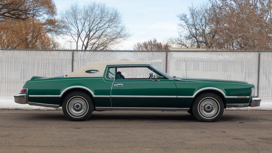 1976 Lincoln Continental 5th Gen - Image 8 of 12