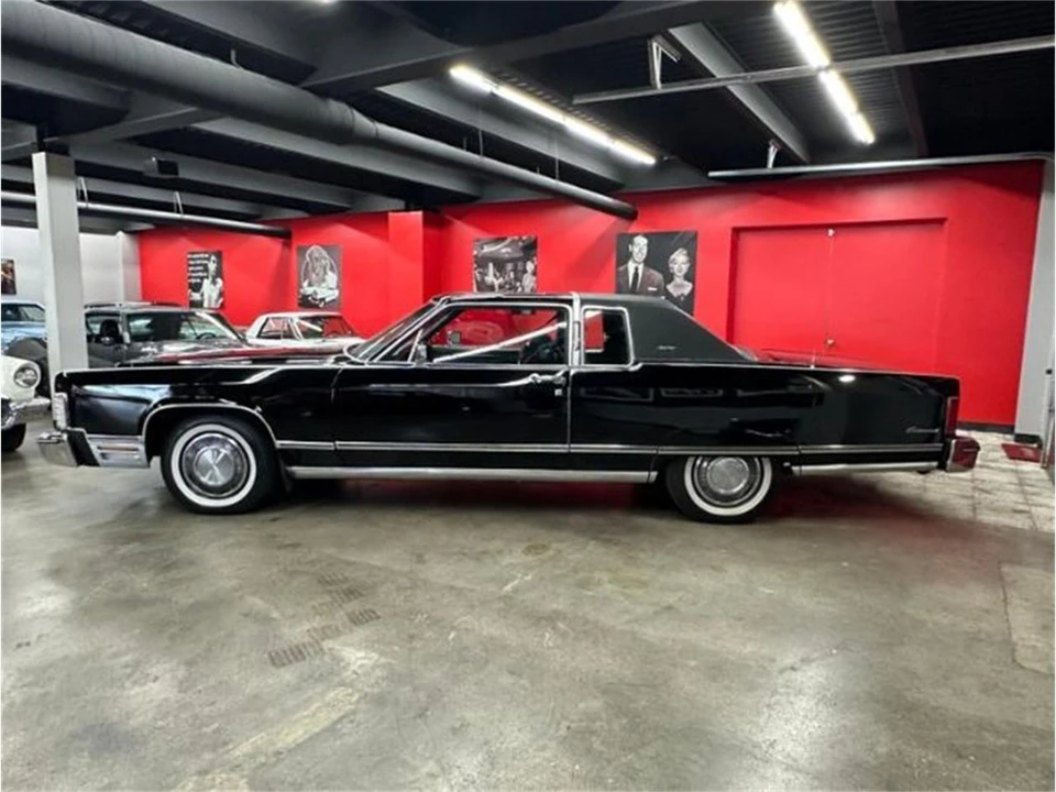1976 Lincoln Continental 5th Gen - Image 25 of 29