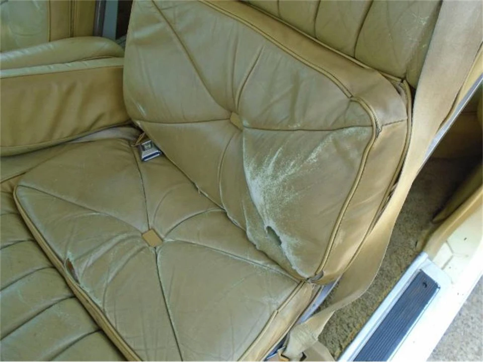 1976 Lincoln Continental 5th Gen - Image 13 of 25