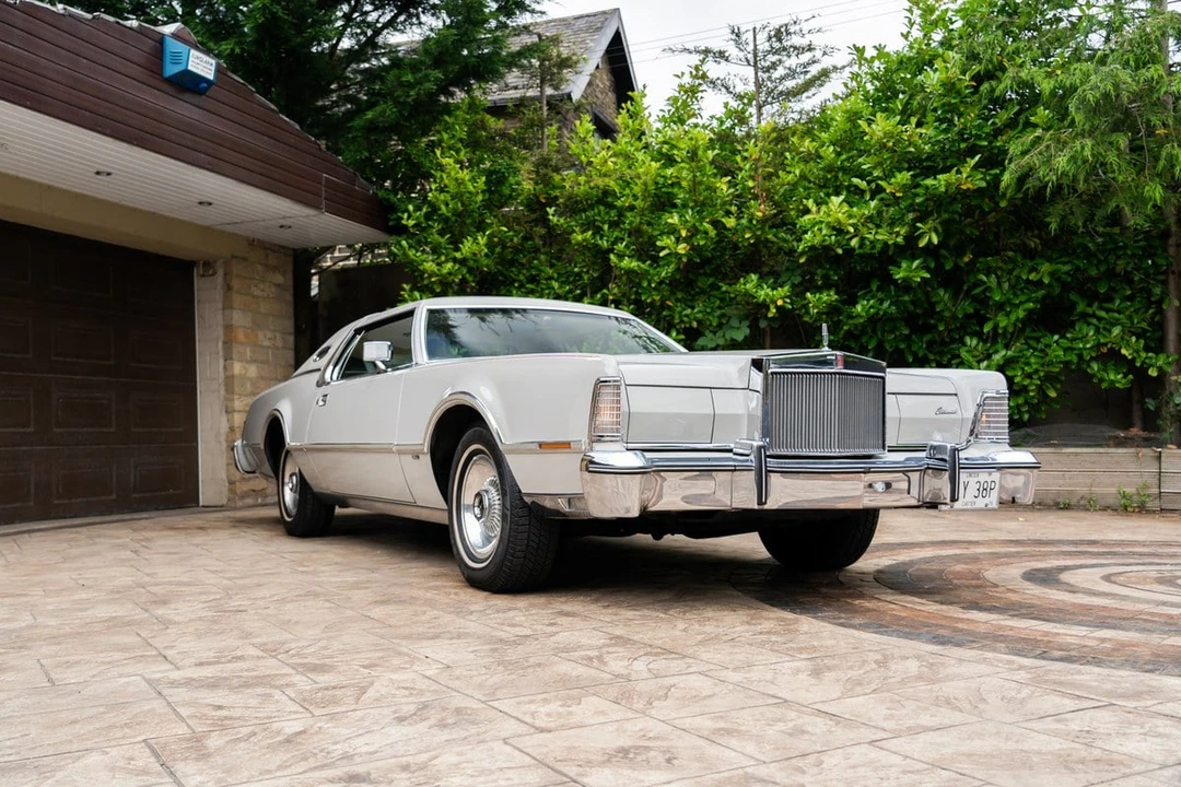 1976 Lincoln Continental 5th Gen - Image 18 of 30