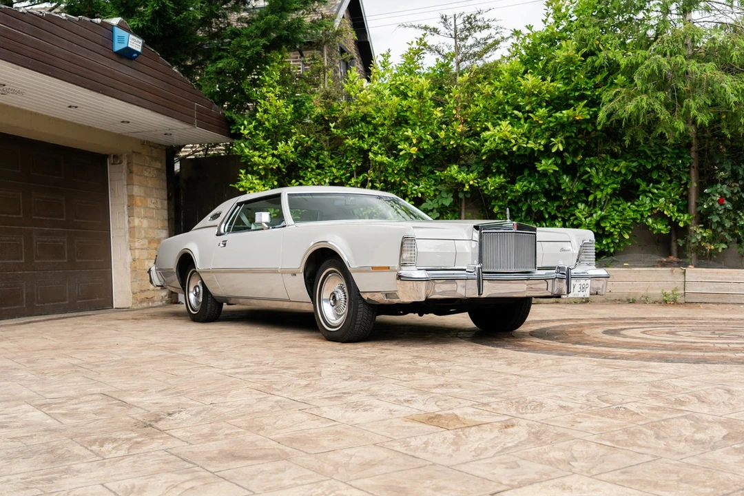 1976 Lincoln Continental 5th Gen - Image 4 of 30
