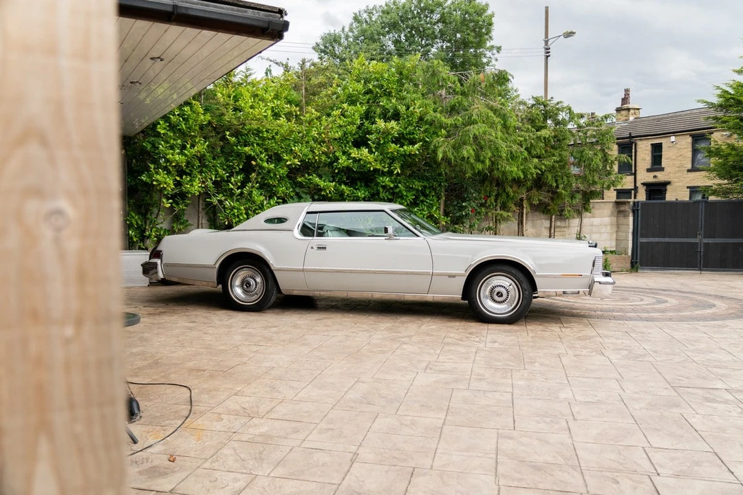 1976 Lincoln Continental 5th Gen - Image 7 of 30