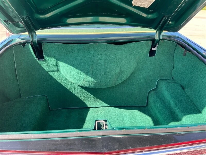 1976 Lincoln Continental 5th Gen - Image 8 of 31