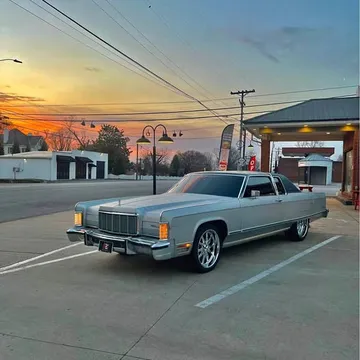 1976 Lincoln Continental Coupe
